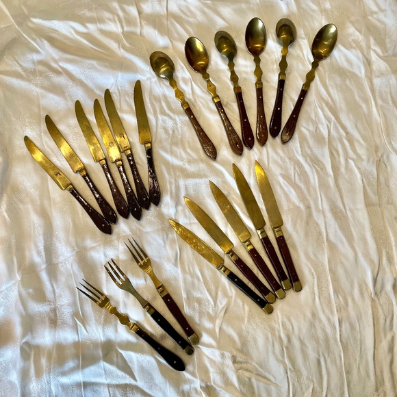 CUTLERY COLLECTIBLES by Bourgade - Picture 1 of 7